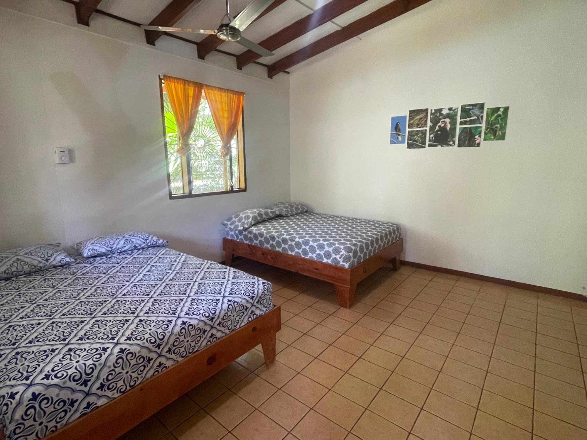 Cabinas Caribe Luna Cahuita Exterior photo